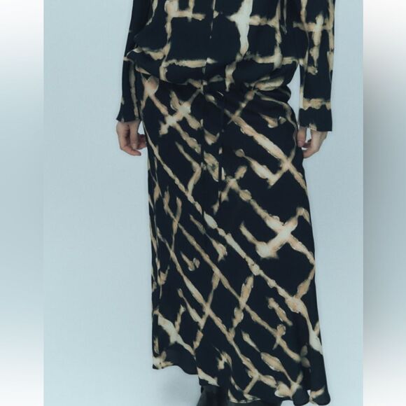 ZARA PRINTED FLOWING SKIRT XS BLACK/CREAM NWT - Picture 5 of 8